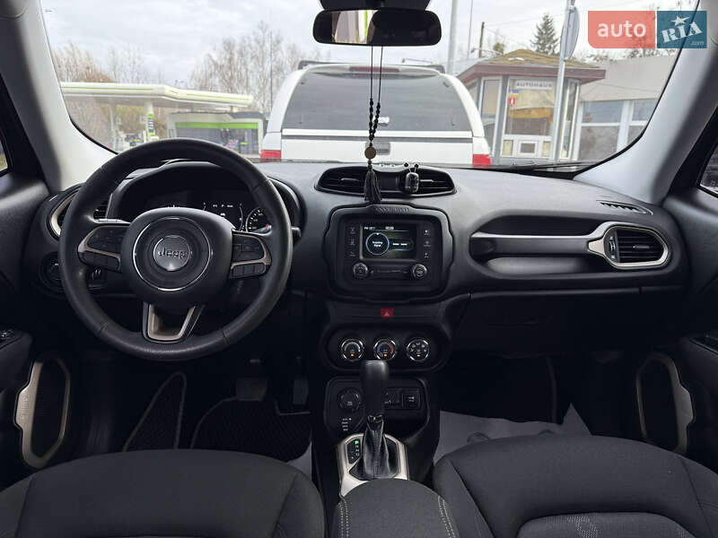 Позашляховик / Кросовер Jeep Renegade 2017 в Житомирі