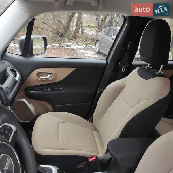 Внедорожник / Кроссовер Jeep Renegade 2016 в Львове