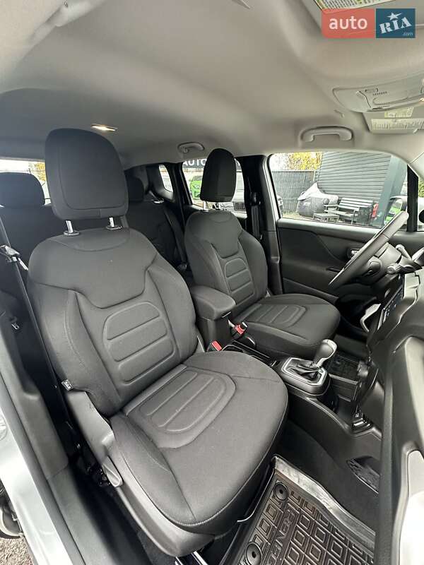 Позашляховик / Кросовер Jeep Renegade 2021 в Білогородці