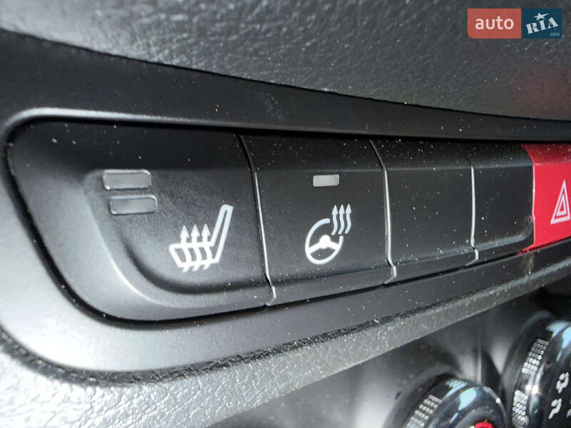 Позашляховик / Кросовер Jeep Renegade 2015 в Дніпрі фото 31 Позашляховик / Кросовер Jeep Renegade 2015 в Дніпрі