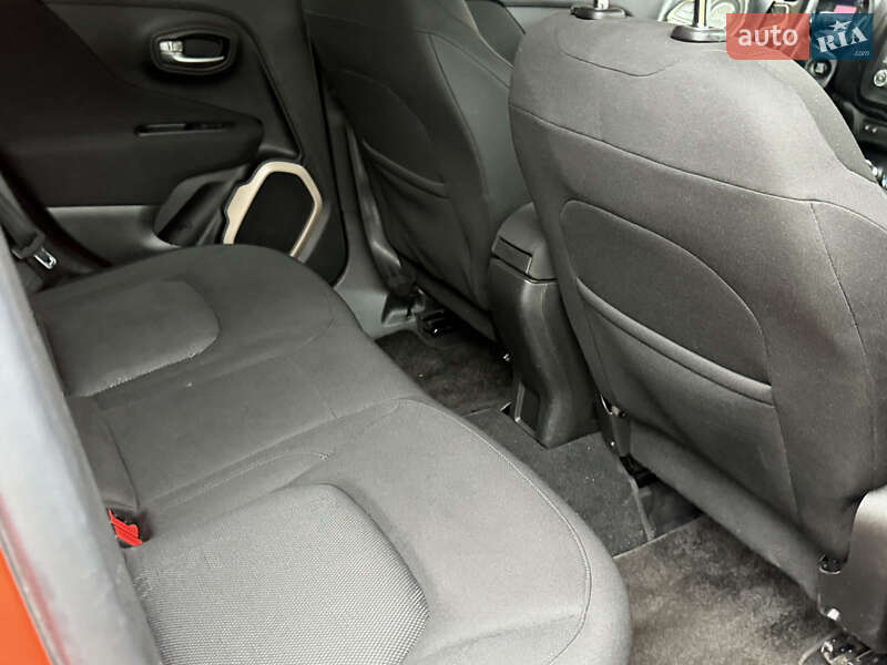 Позашляховик / Кросовер Jeep Renegade 2015 в Дніпрі фото 38 Позашляховик / Кросовер Jeep Renegade 2015 в Дніпрі