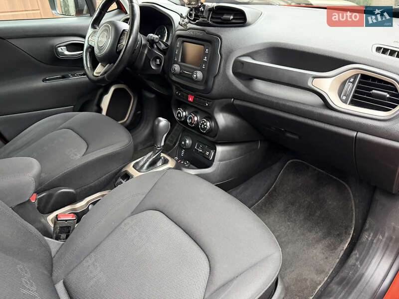 Позашляховик / Кросовер Jeep Renegade 2015 в Дніпрі фото 40 Позашляховик / Кросовер Jeep Renegade 2015 в Дніпрі