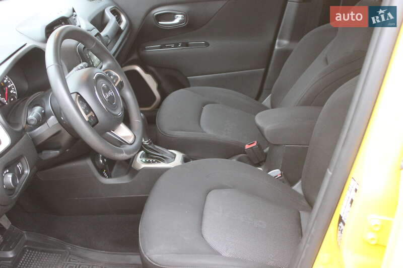 Позашляховик / Кросовер Jeep Renegade 2016 в Дніпрі фото 20 Позашляховик / Кросовер Jeep Renegade 2016 в Дніпрі