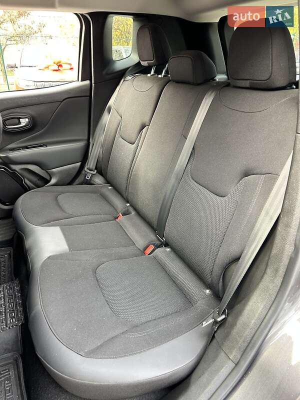 Позашляховик / Кросовер Jeep Renegade 2018 в Сумах фото 16 Позашляховик / Кросовер Jeep Renegade 2018 в Сумах