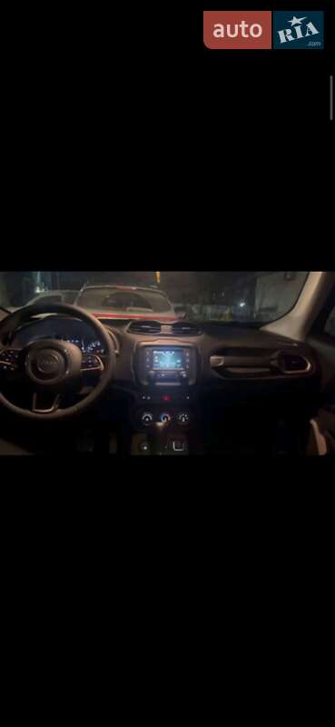 Внедорожник / Кроссовер Jeep Renegade 2015 в Полтаве фото 6 Внедорожник / Кроссовер Jeep Renegade 2015 в Полтаве
