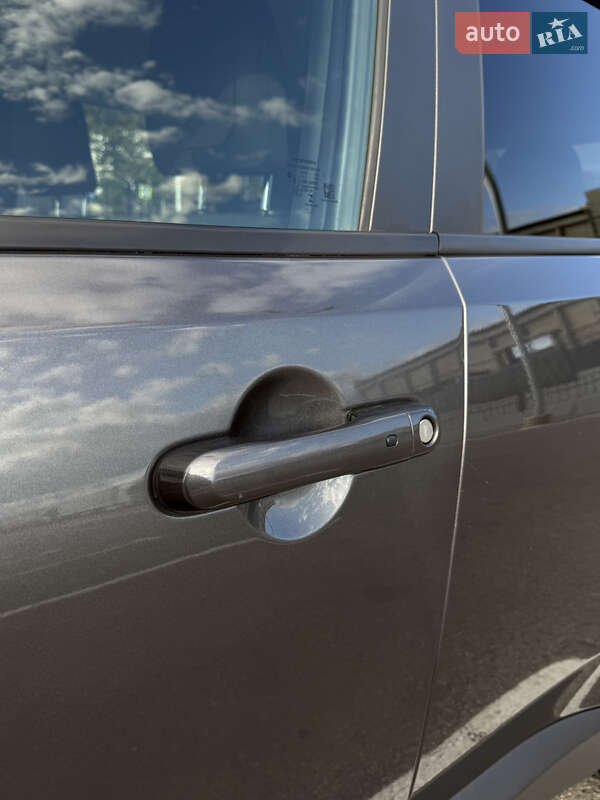 Позашляховик / Кросовер Jeep Renegade 2017 в Полтаві