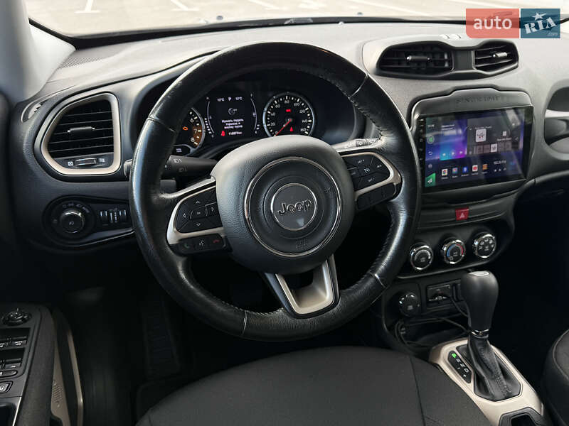 Позашляховик / Кросовер Jeep Renegade 2017 в Полтаві