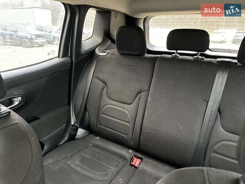 Позашляховик / Кросовер Jeep Renegade 2020 в Львові фото 14 Позашляховик / Кросовер Jeep Renegade 2020 в Львові