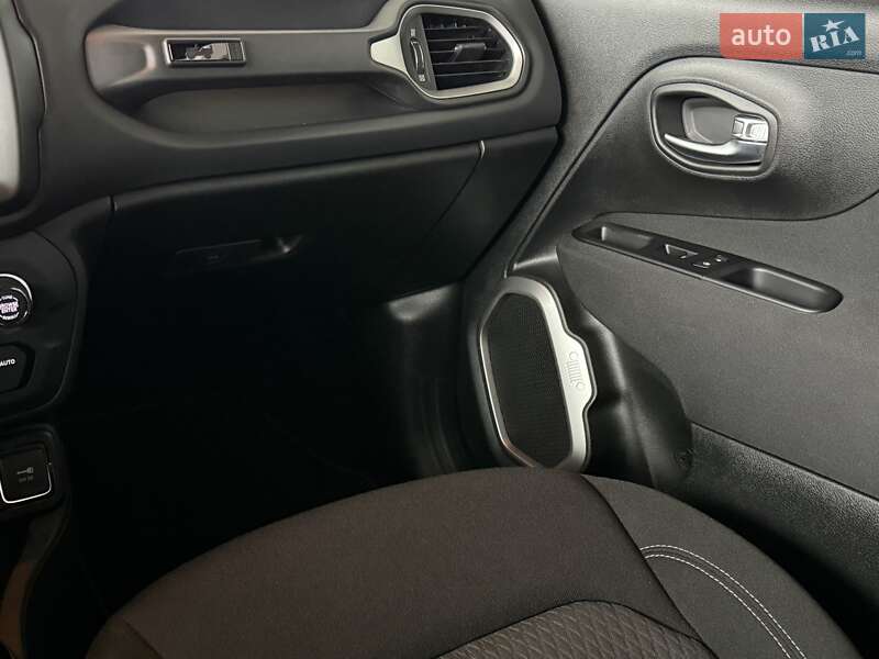 Позашляховик / Кросовер Jeep Renegade 2021 в Одесі