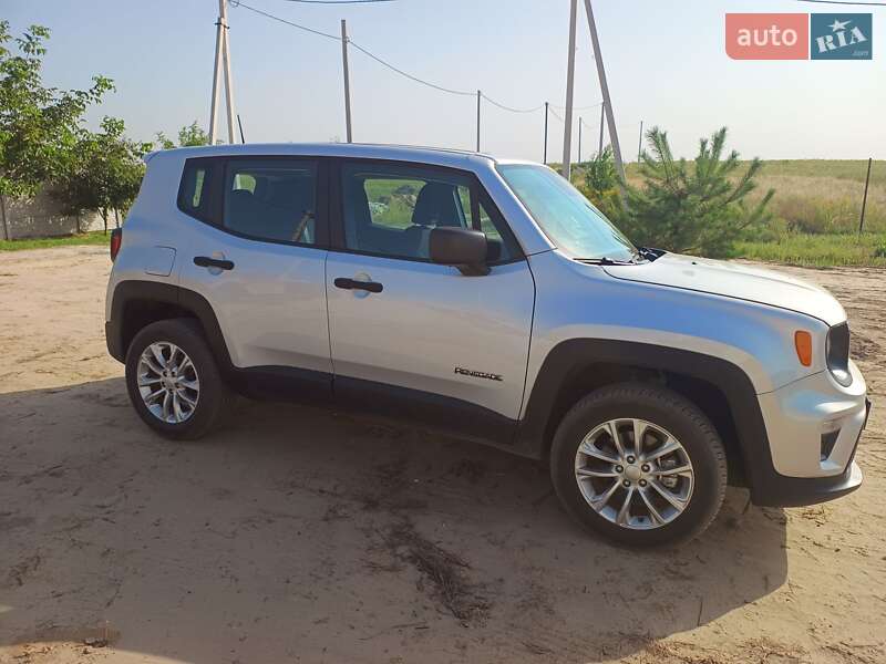 Внедорожник / Кроссовер Jeep Renegade 2021 в Броварах