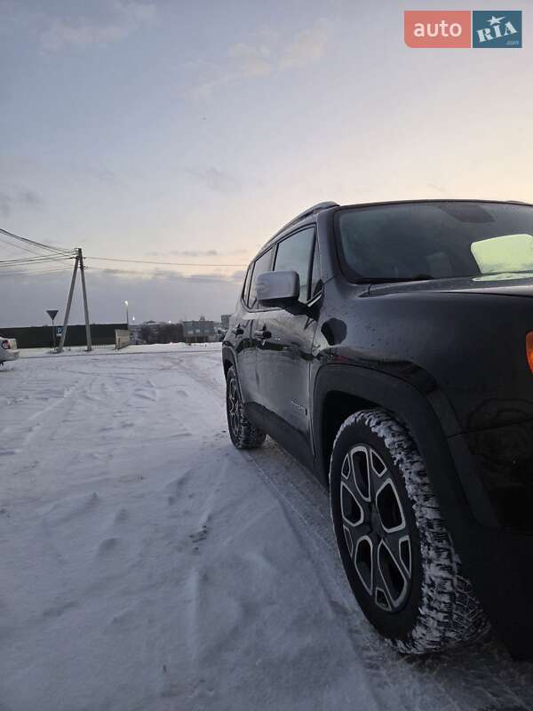 Внедорожник / Кроссовер Jeep Renegade 2015 в Львове