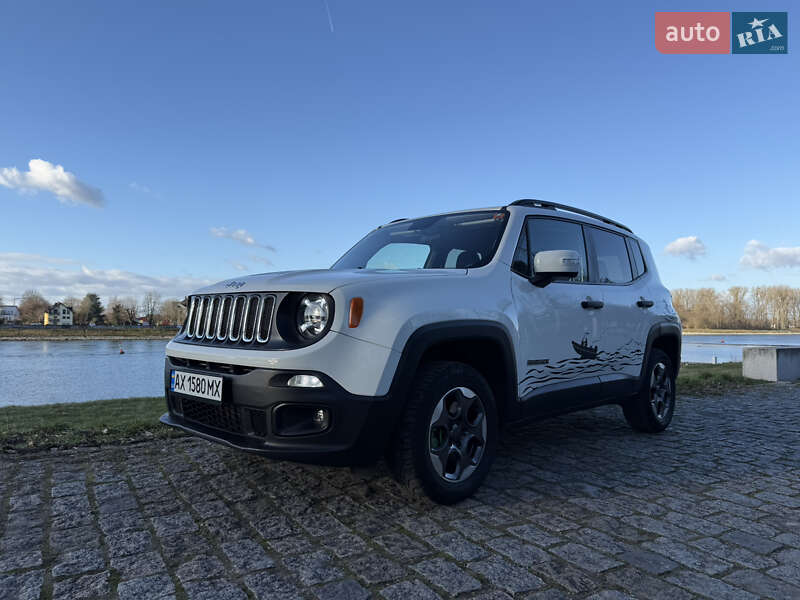 Позашляховик / Кросовер Jeep Renegade 2017 в Харкові