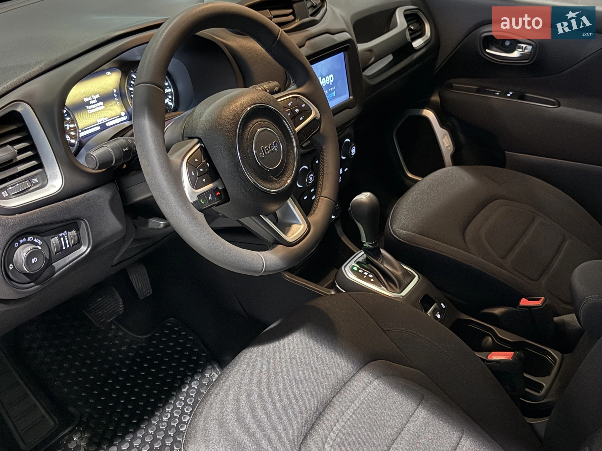 2021 Jeep Renegade - мініатюра 15
