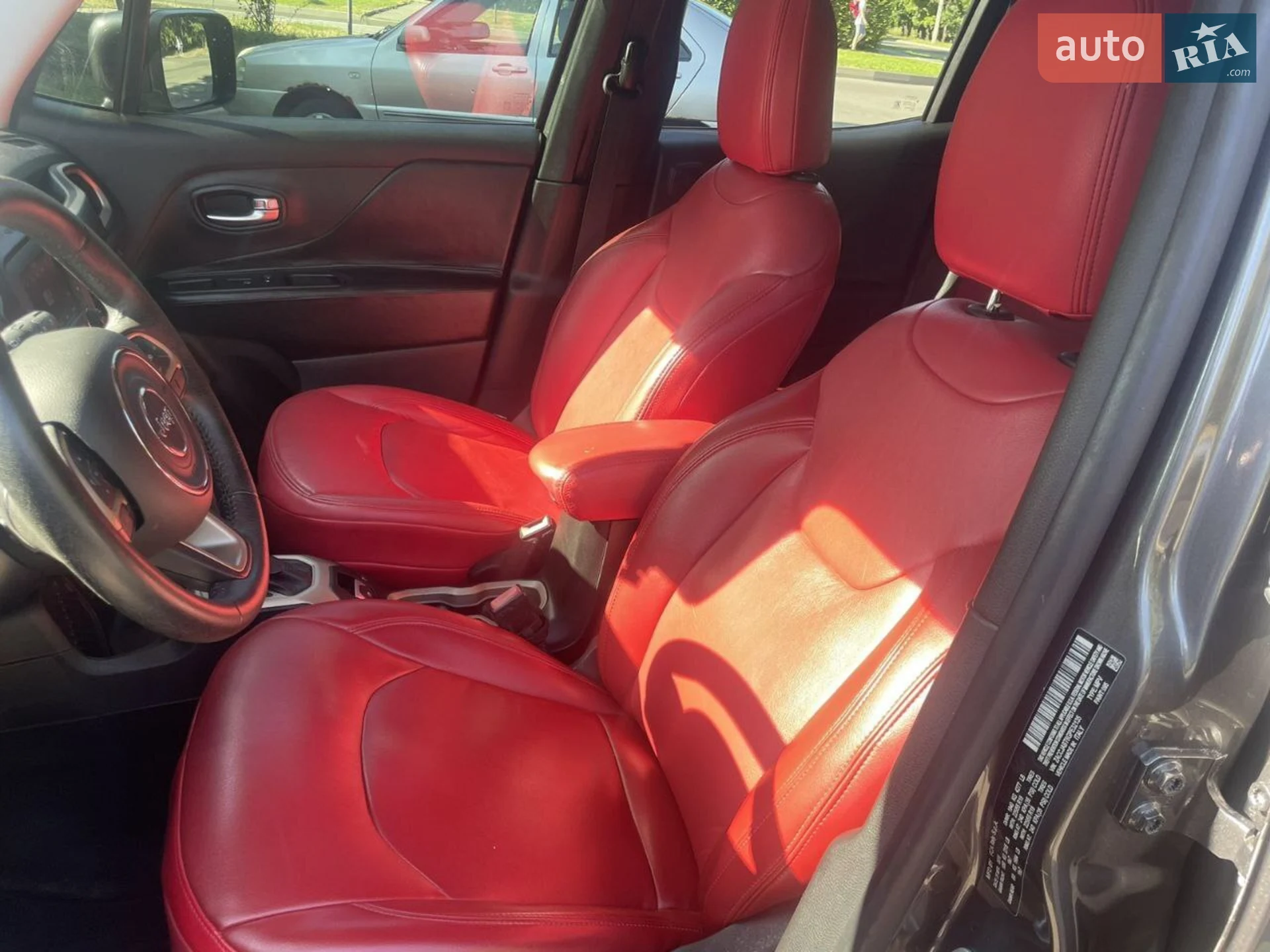 2016 Jeep Renegade - мініатюра 5