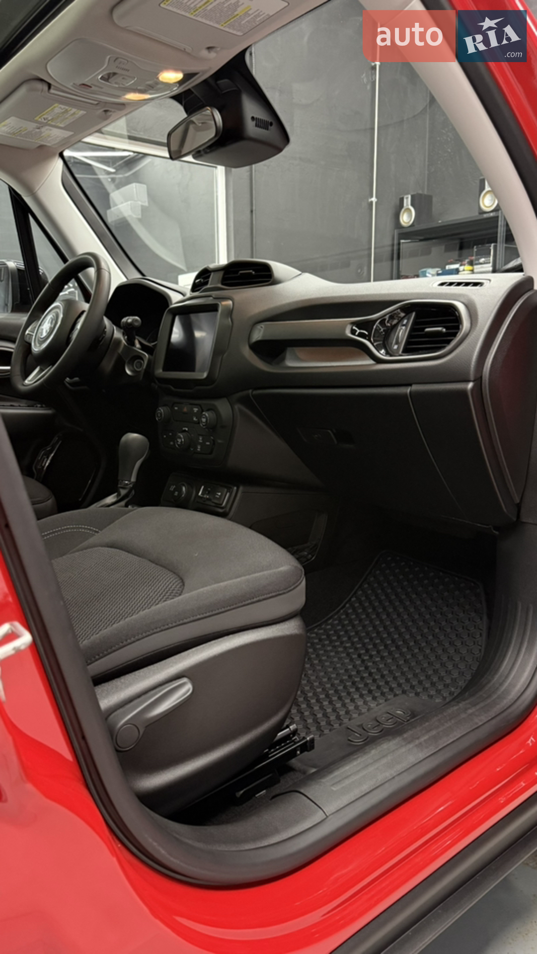 2023 Jeep Renegade - мініатюра 47