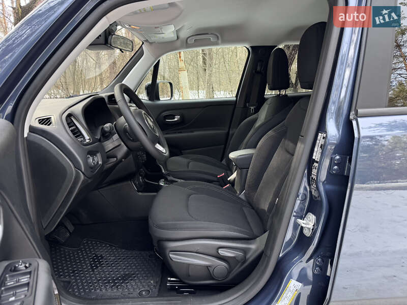 Внедорожник / Кроссовер Jeep Renegade 2023 в Киеве