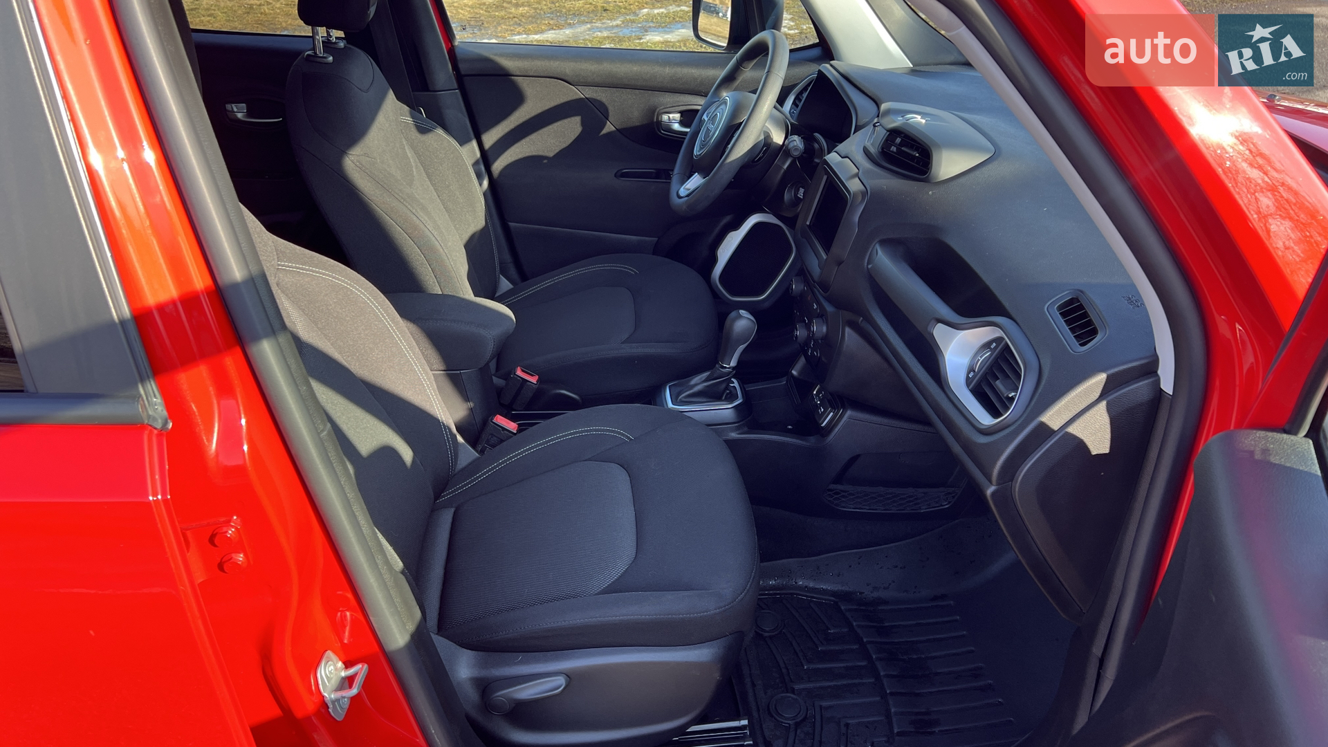 2020 Jeep Renegade - мініатюра 12