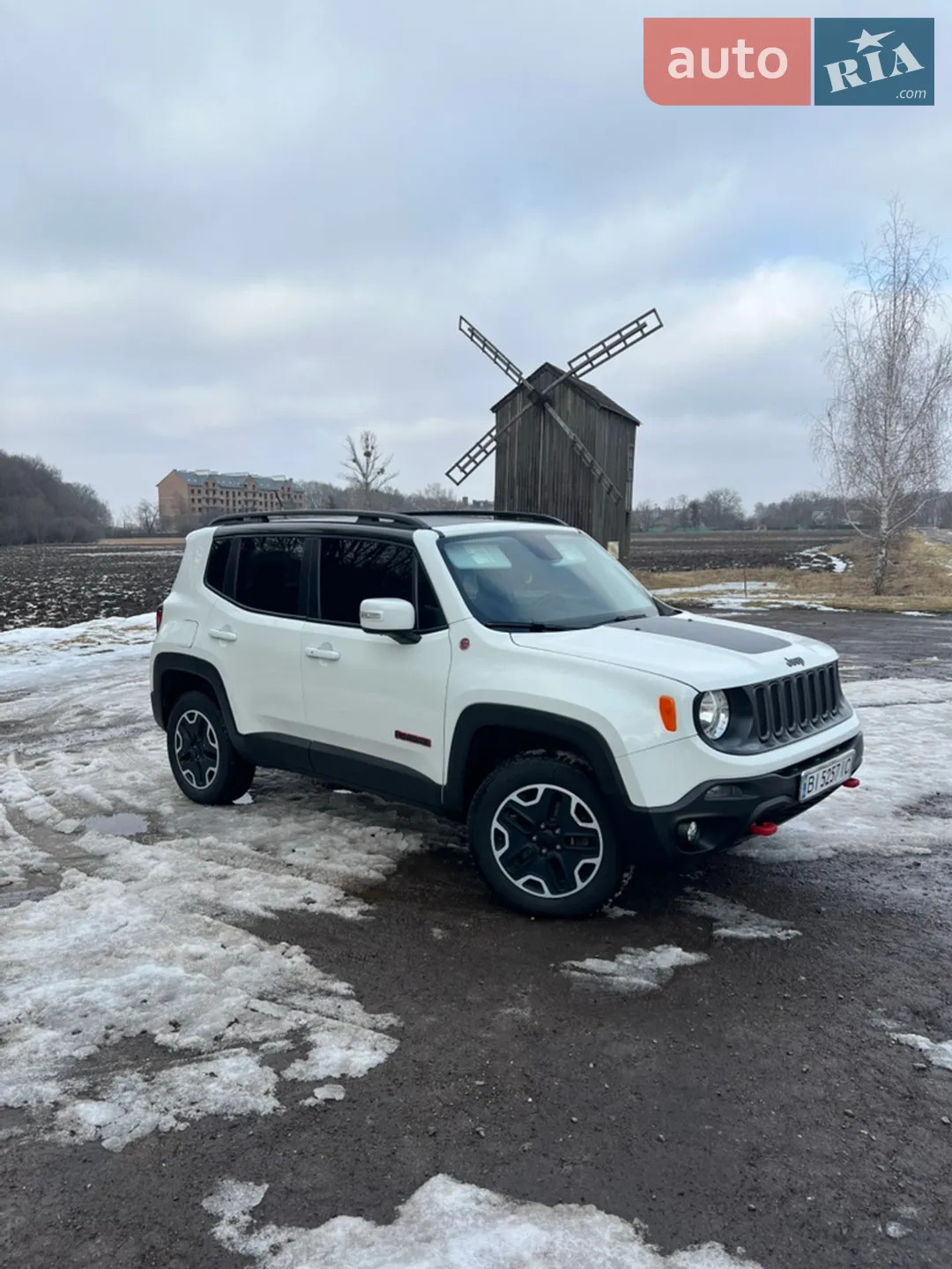 2015 Jeep Renegade - мініатюра 3