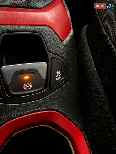 Внедорожник / Кроссовер Jeep Renegade 2016 в Кривом Роге