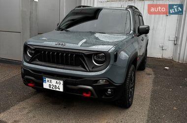 Внедорожник / Кроссовер Jeep Renegade 2016 в Кривом Роге