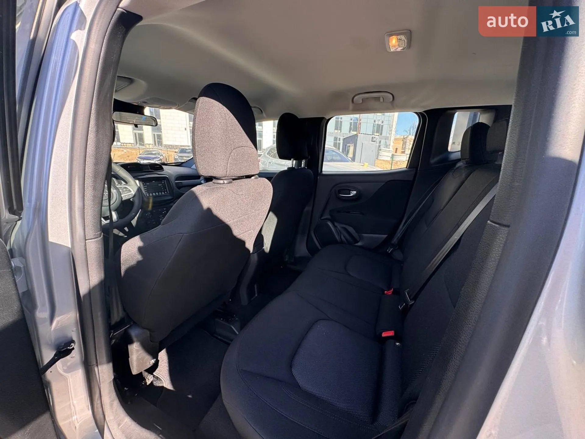2020 Jeep Renegade - мініатюра 41