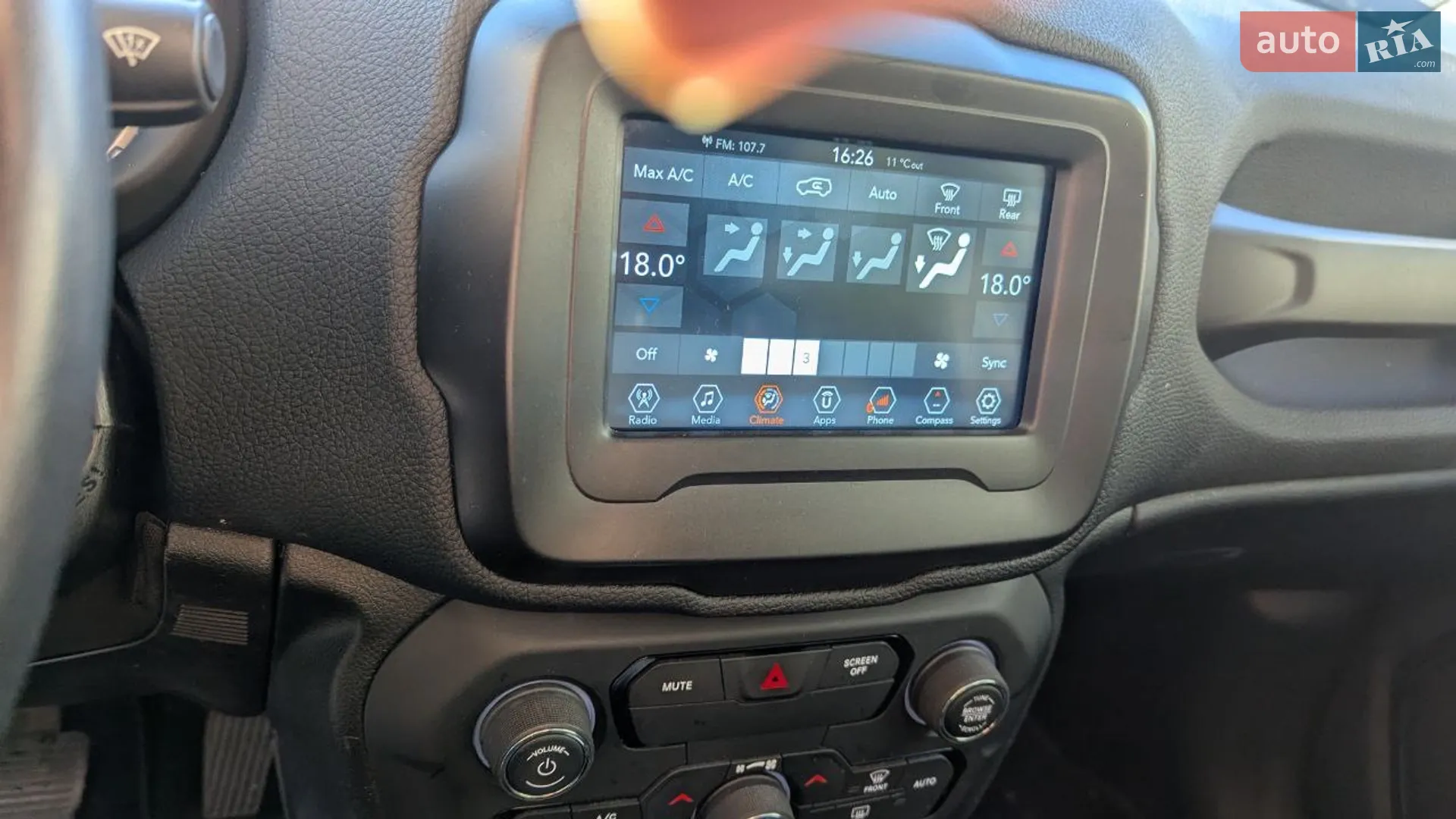 2020 Jeep Renegade - мініатюра 11