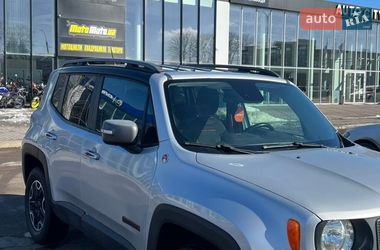 Позашляховик / Кросовер Jeep Renegade 2015 в Рівному