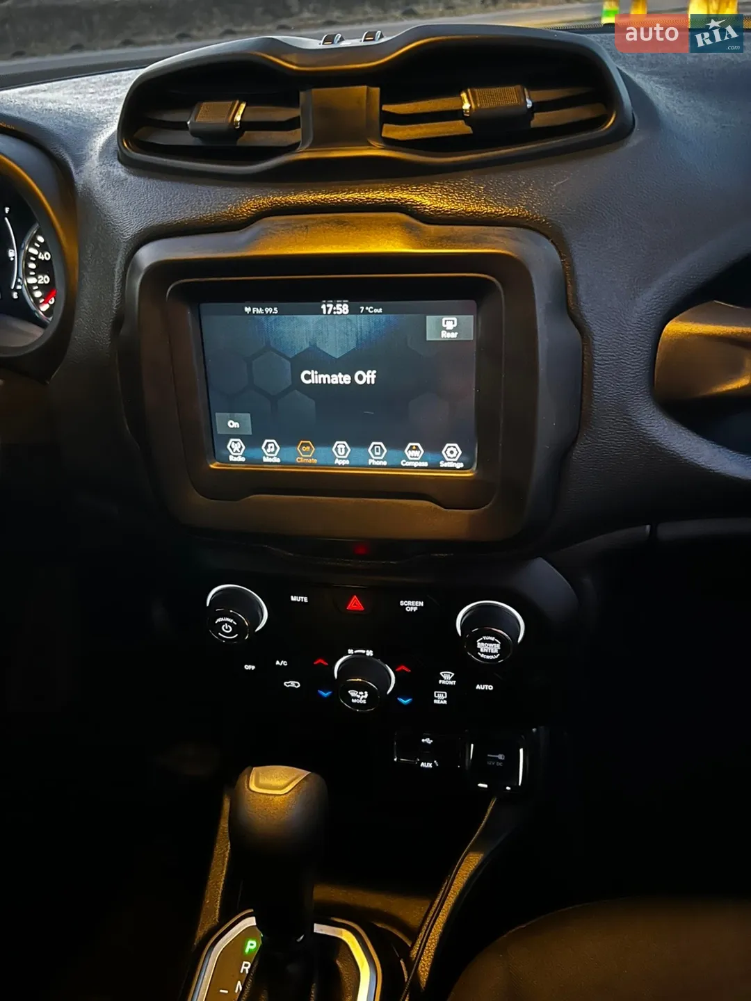 2019 Jeep Renegade - мініатюра 17