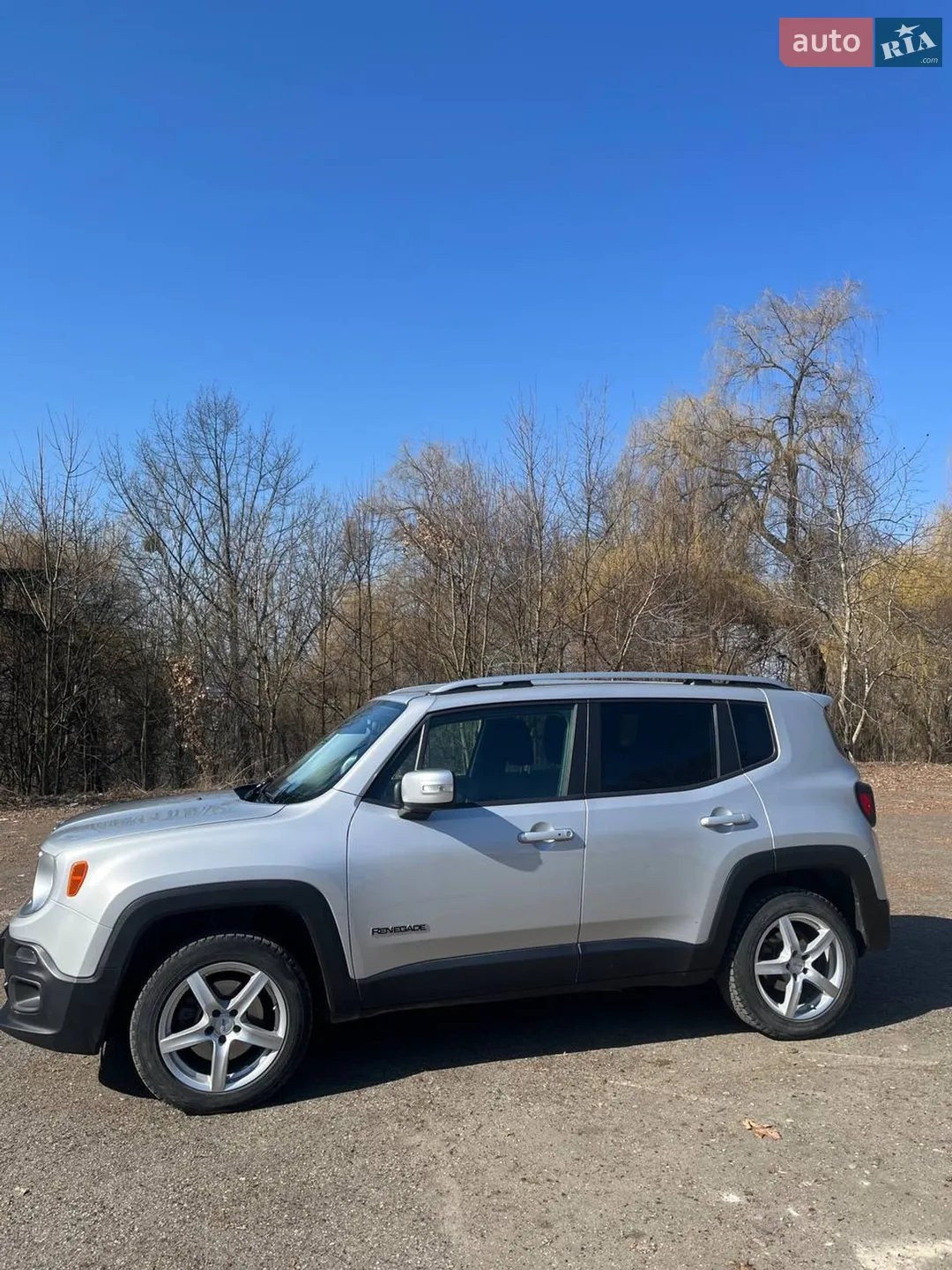 2015 Jeep Renegade - мініатюра 2