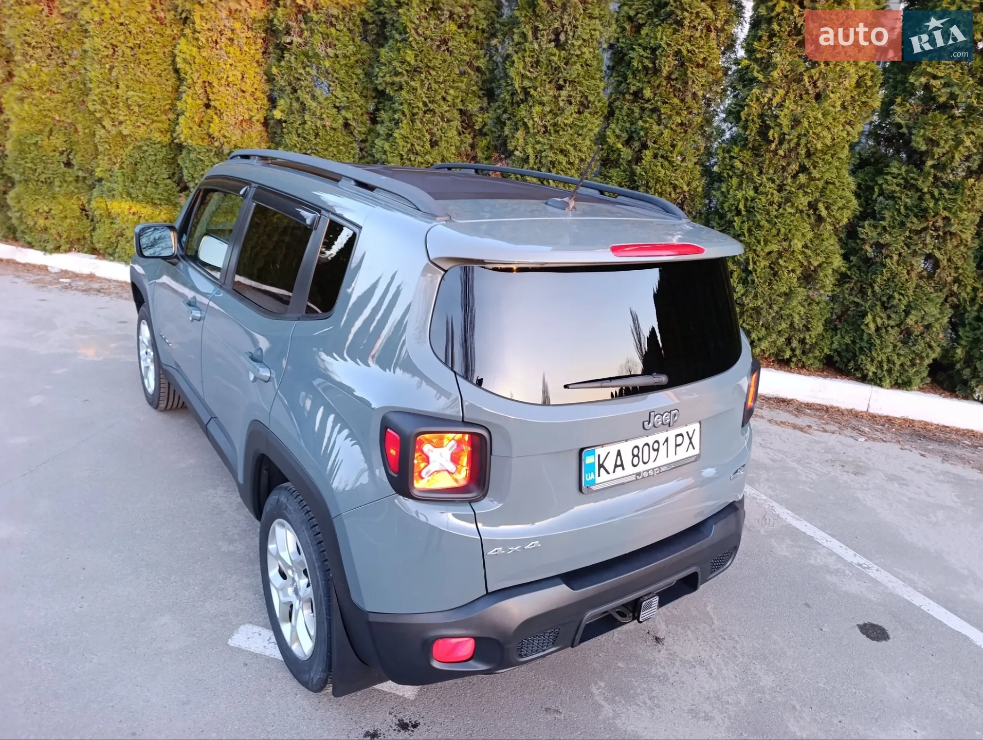 2016 Jeep Renegade - мініатюра 10