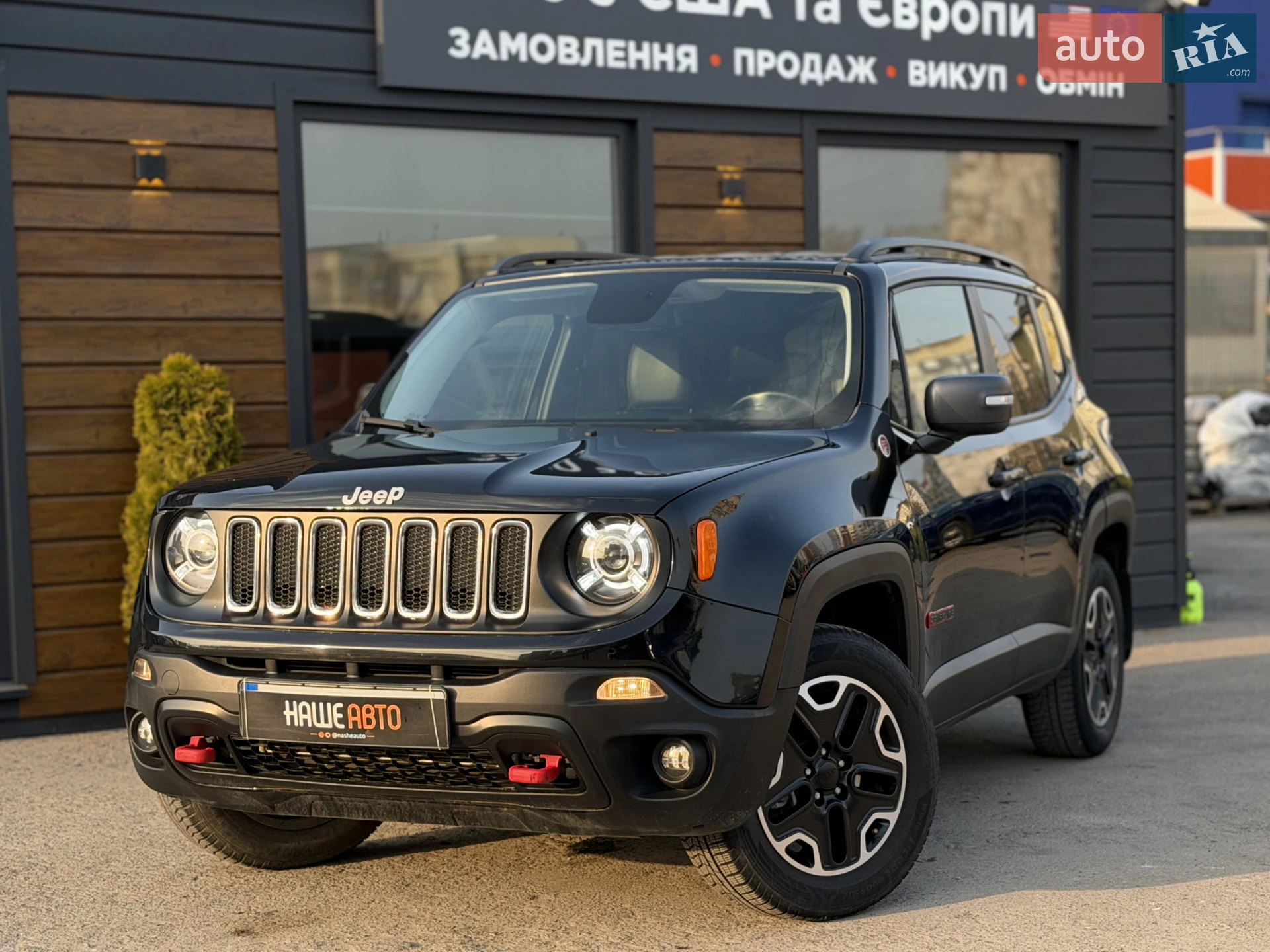 2017 Jeep Renegade - мініатюра 2
