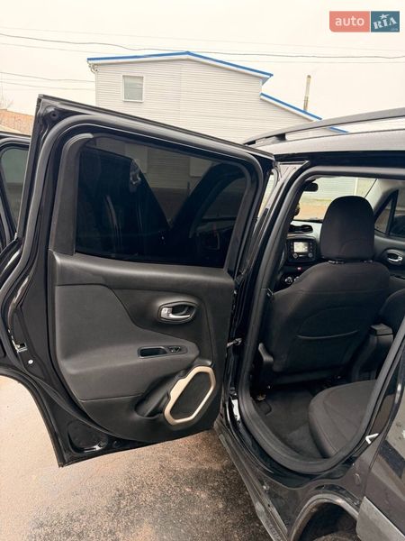 Внедорожник / Кроссовер Jeep Renegade 2016 в Прилуках