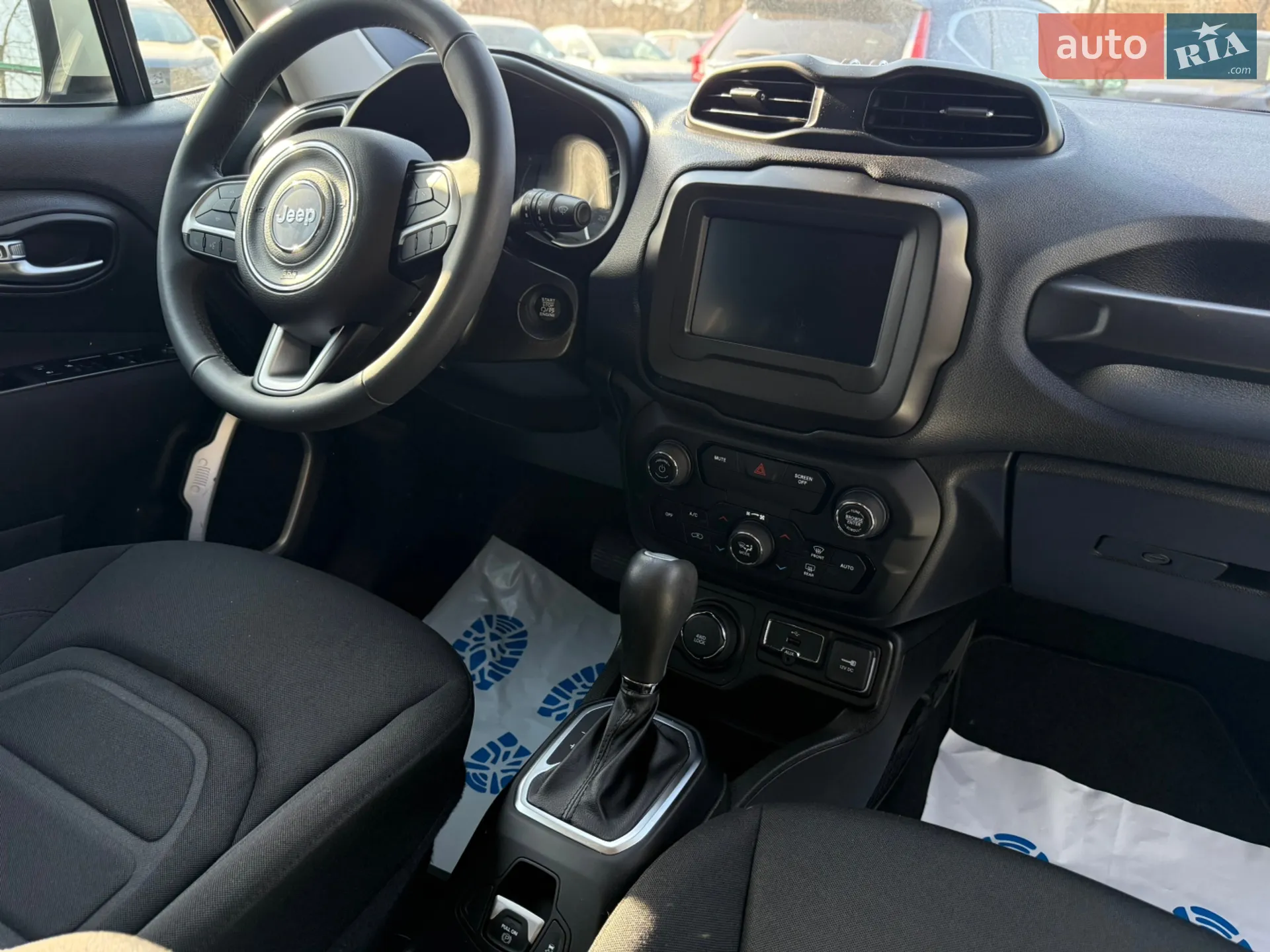 2020 Jeep Renegade - мініатюра 7