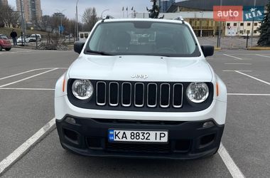 Внедорожник / Кроссовер Jeep Renegade 2015 в Киеве