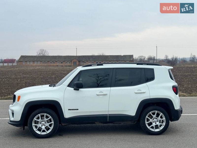 Внедорожник / Кроссовер Jeep Renegade 2022 в Ромнах