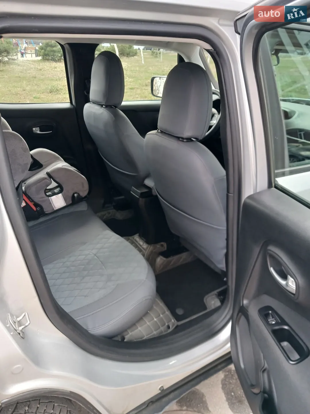 2019 Jeep Renegade - мініатюра 11