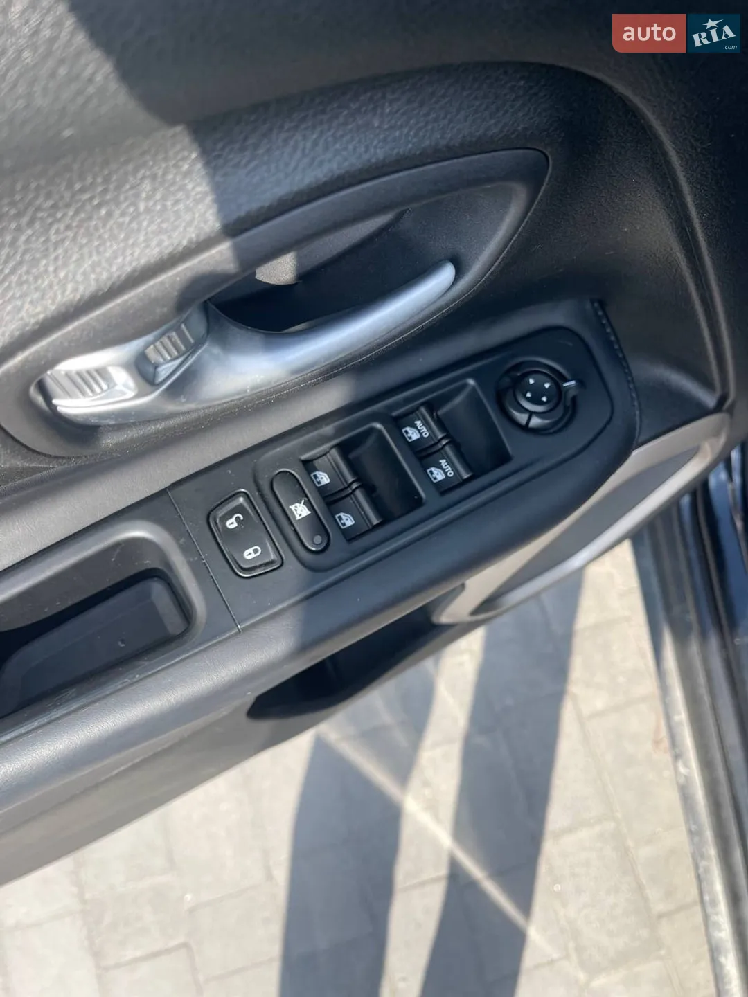 2015 Jeep Renegade - мініатюра 13