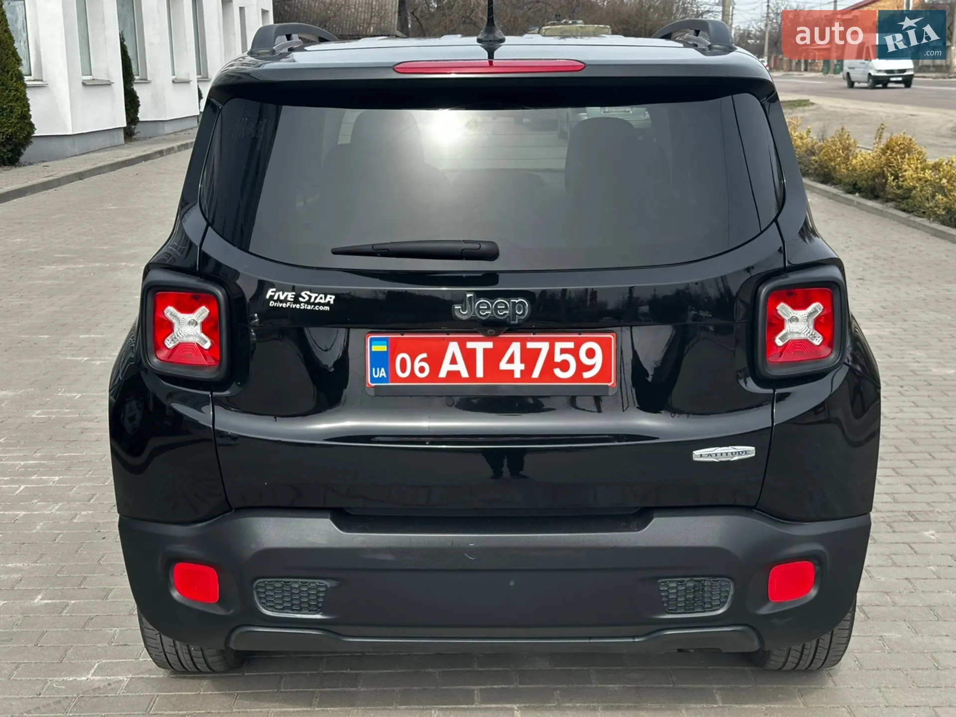 2016 Jeep Renegade - мініатюра 6