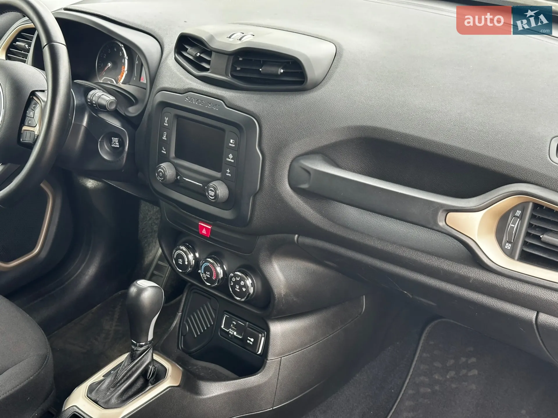 2016 Jeep Renegade - мініатюра 21
