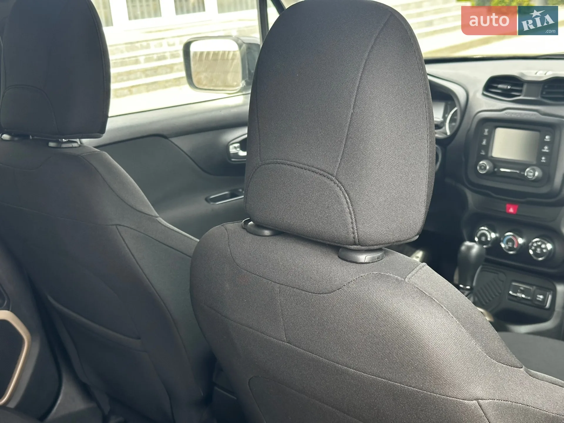 2016 Jeep Renegade - мініатюра 25