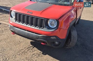 Позашляховик / Кросовер Jeep Renegade 2016 в Львові