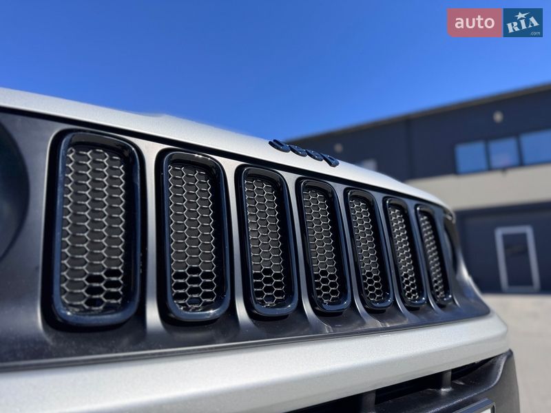 Внедорожник / Кроссовер Jeep Renegade 2017 в Киеве