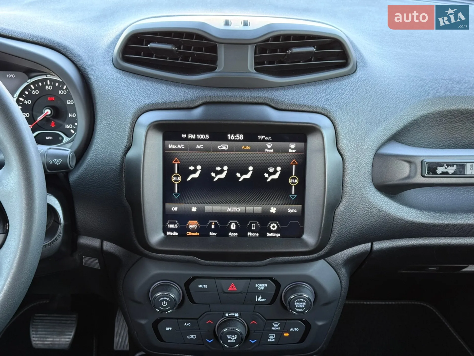 2020 Jeep Renegade - мініатюра 25