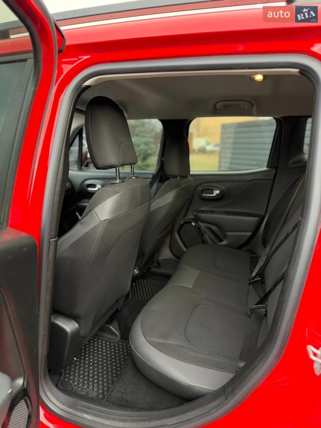 2018 Jeep Renegade - мініатюра 14