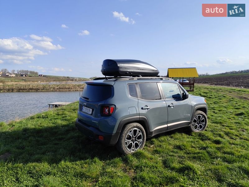 Внедорожник / Кроссовер Jeep Renegade 2016 в Черновцах