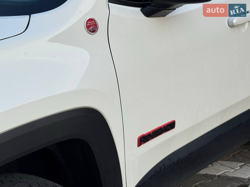 Внедорожник / Кроссовер Jeep Renegade 2015 в Одессе фото 10 Внедорожник / Кроссовер Jeep Renegade 2015 в Одессе