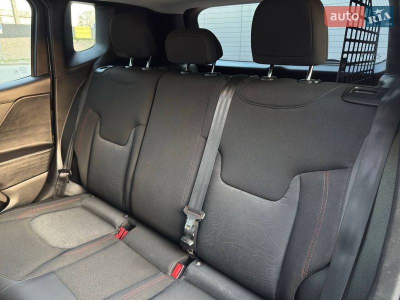 Внедорожник / Кроссовер Jeep Renegade 2015 в Одессе фото 33 Внедорожник / Кроссовер Jeep Renegade 2015 в Одессе