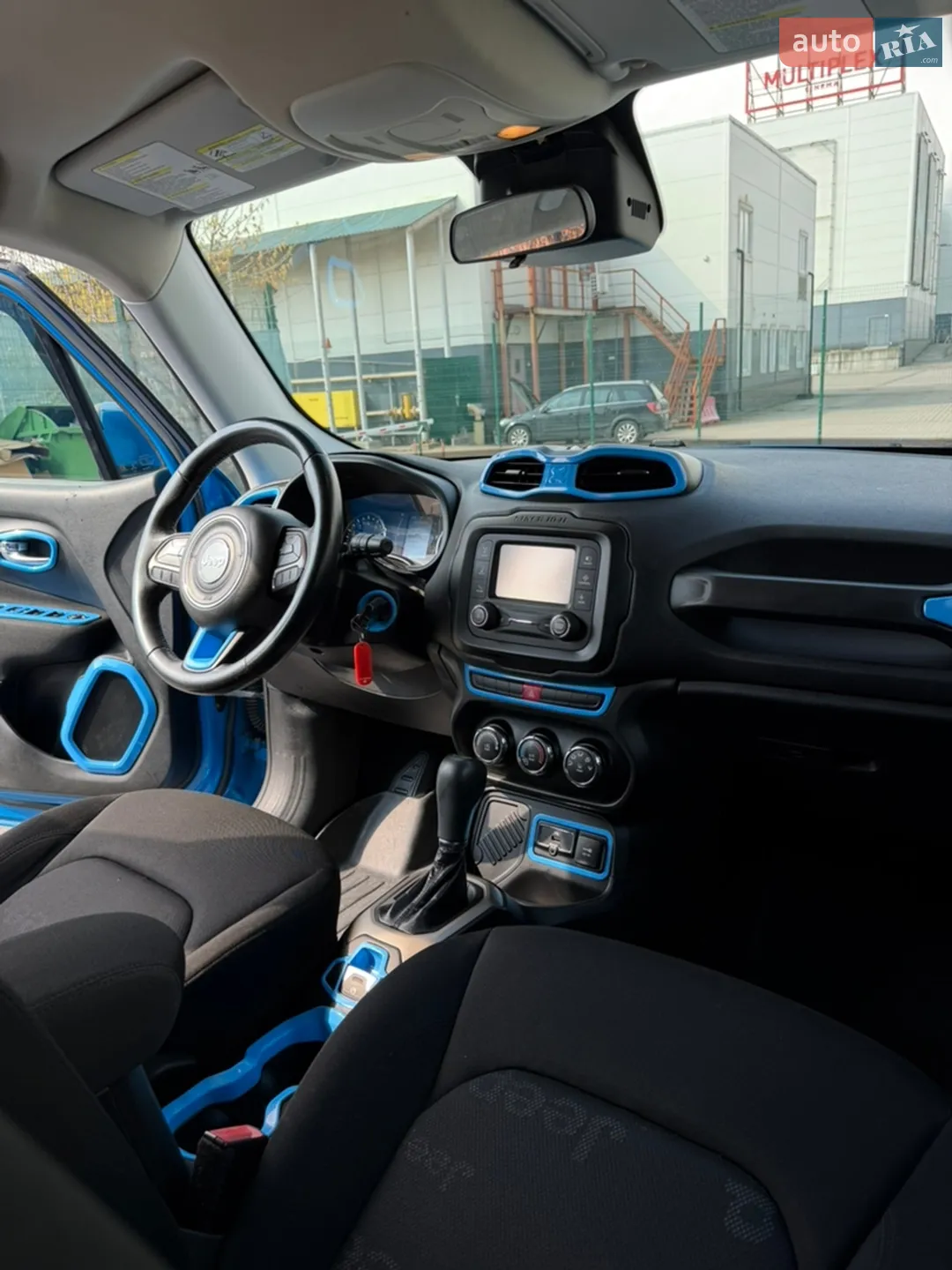 2015 Jeep Renegade - мініатюра 13