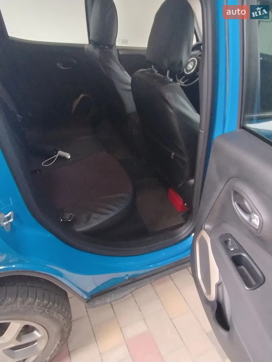 2015 Jeep Renegade - мініатюра 15