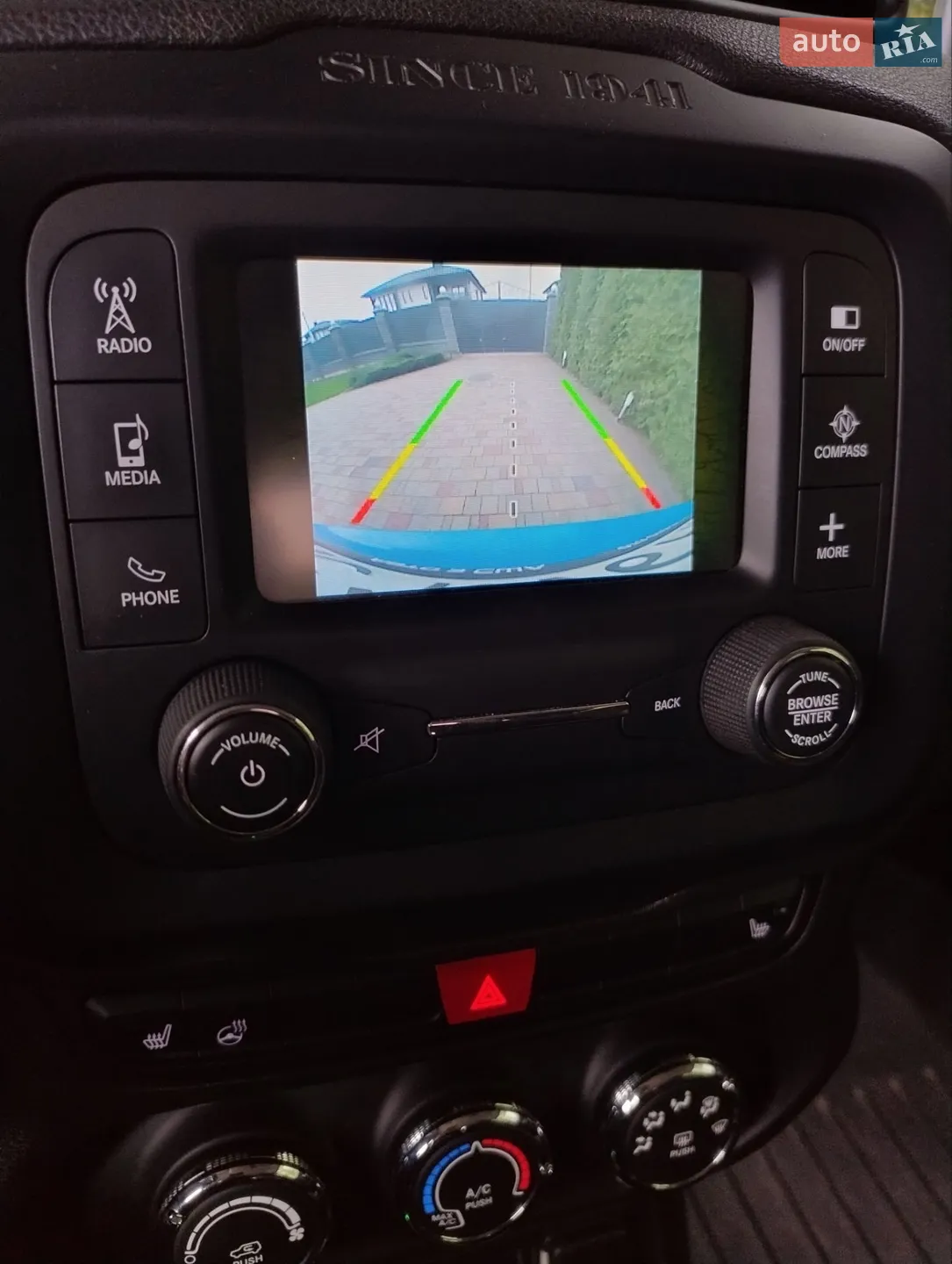 2015 Jeep Renegade - мініатюра 10